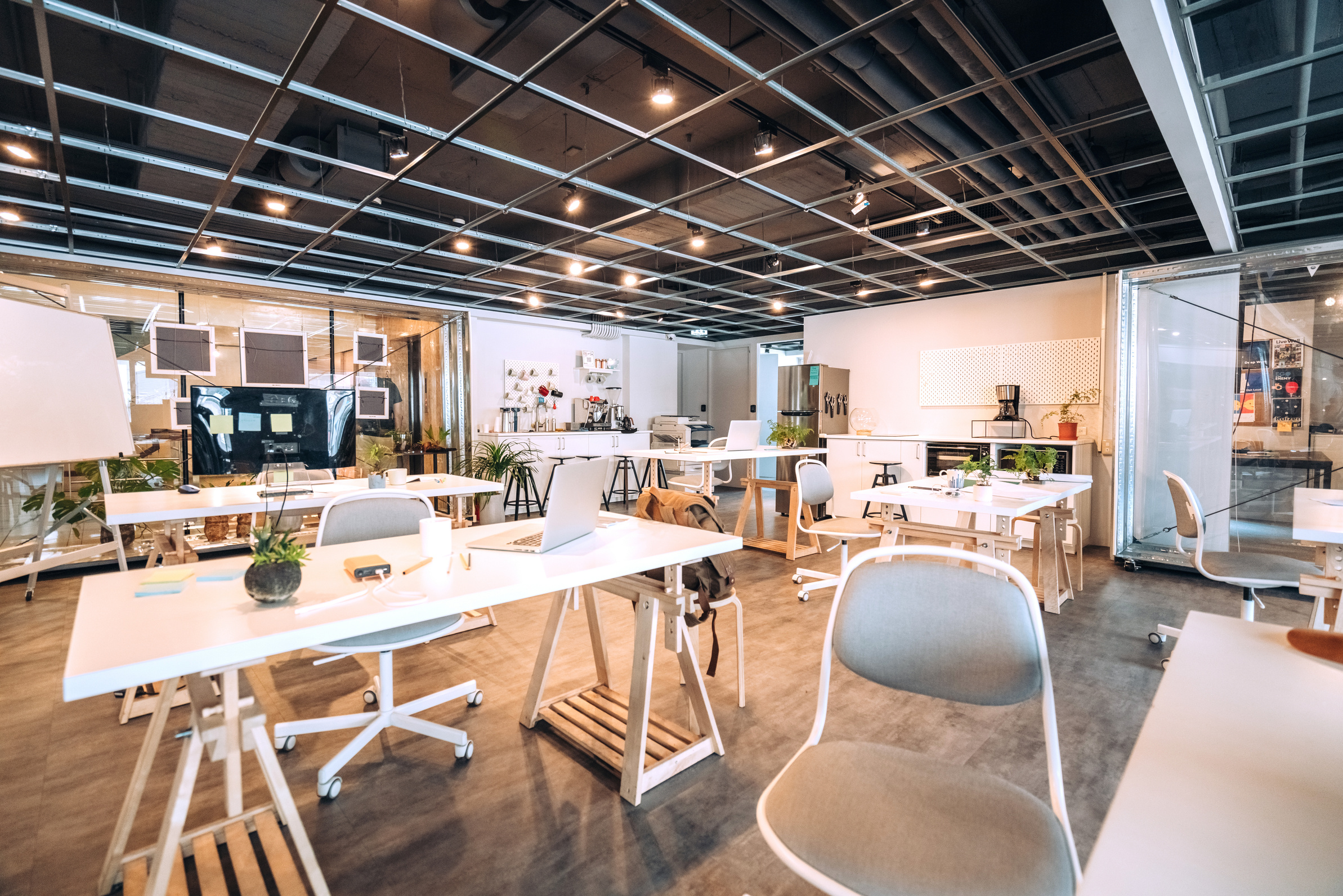 Wide Co-working Space